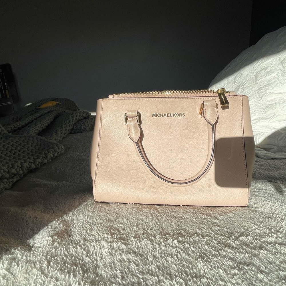 Micheal Kors Crossbody - blush